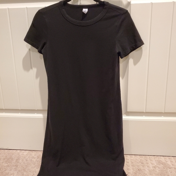 Dresses & Skirts - 👑3/$15 T shirt dress